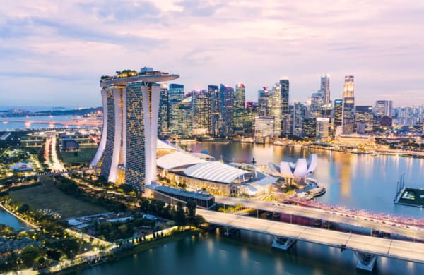 Vue de Singapour, destination d’expatriation accompagnée par Grospiron Mobility