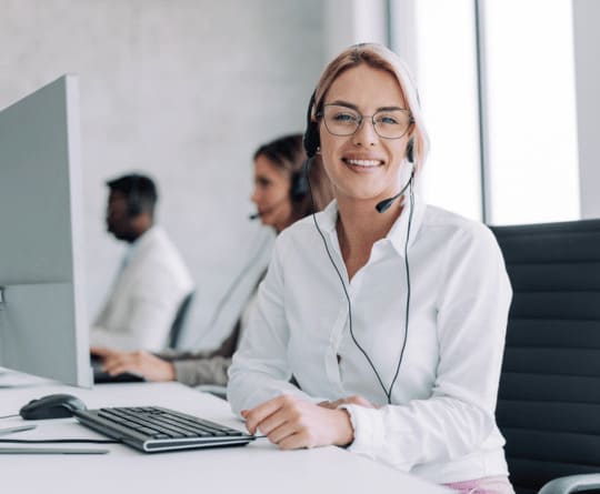 Conseillère Grospiron dédiée au service client pour garde-meubles à Paris