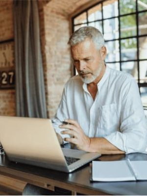 Client demandant un devis pour son déménagement avec Grospiron